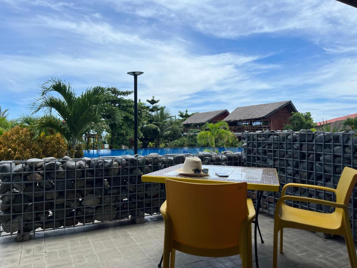 Vistapaloma Beach Resort Odiong Εξωτερικό φωτογραφία